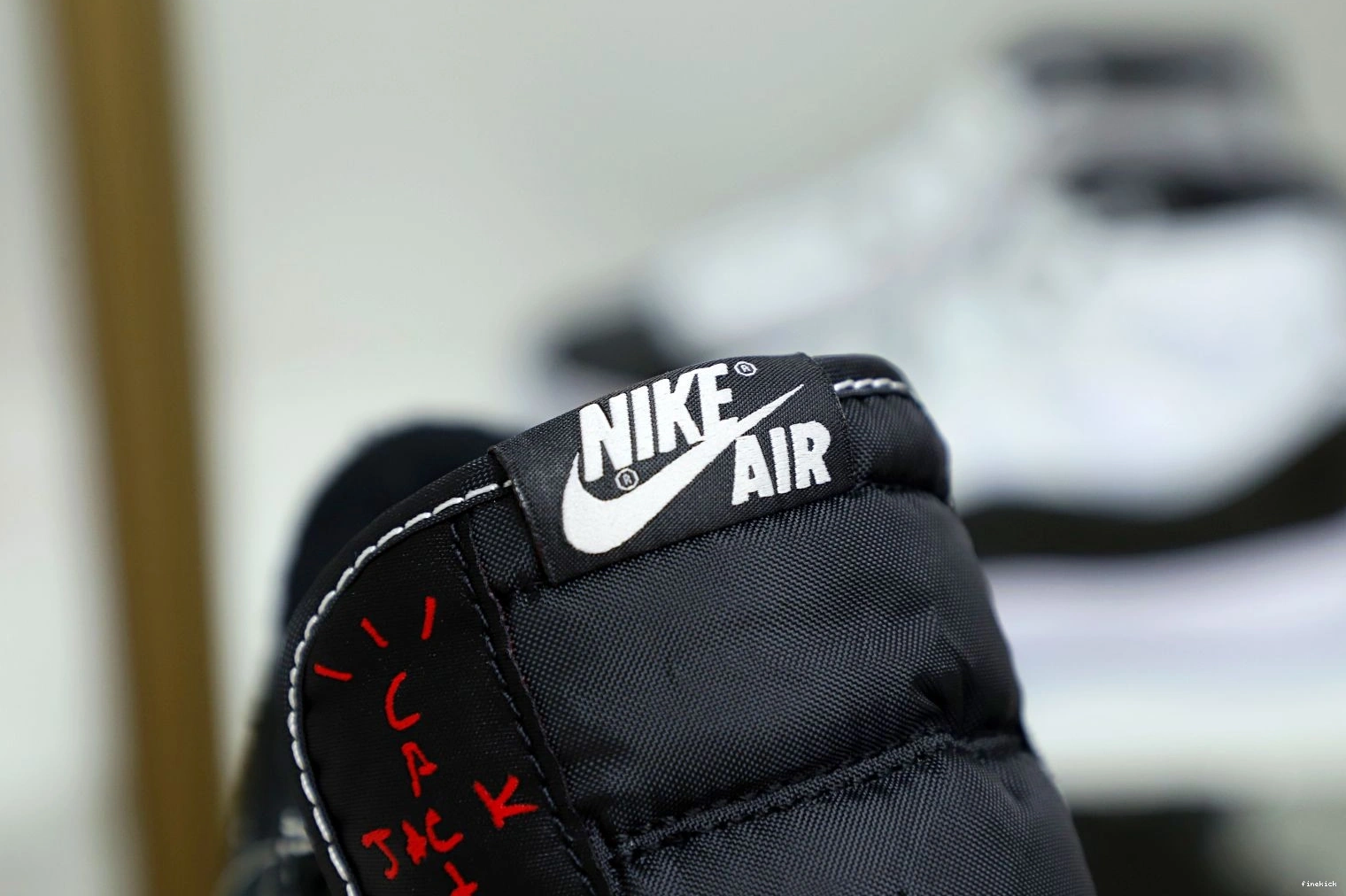 AIR “BLACK JORDAN PHANTOM” TRAVIS NIKE X SCOTT OG 1 LOW 0202